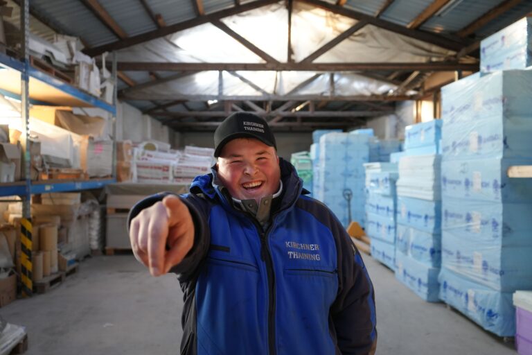 Mitarbeiter der Baustoffe Thaining Kirchner GmbH