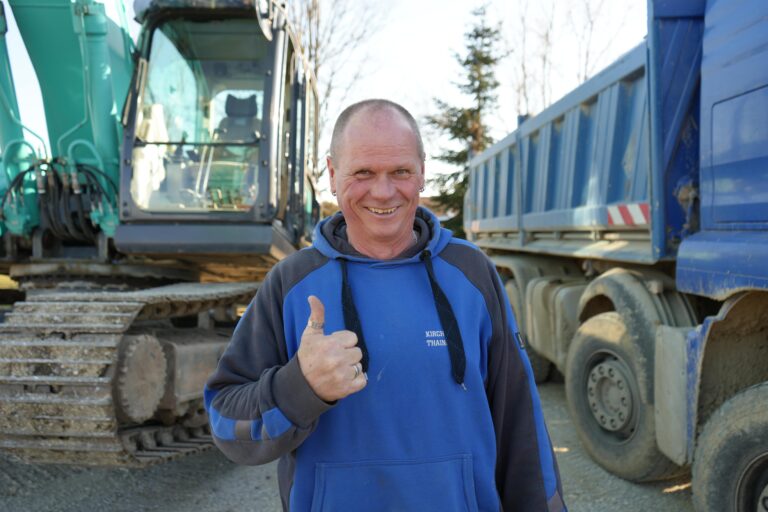 Mitarbeiter der Baustoffe Thaining Kirchner GmbH