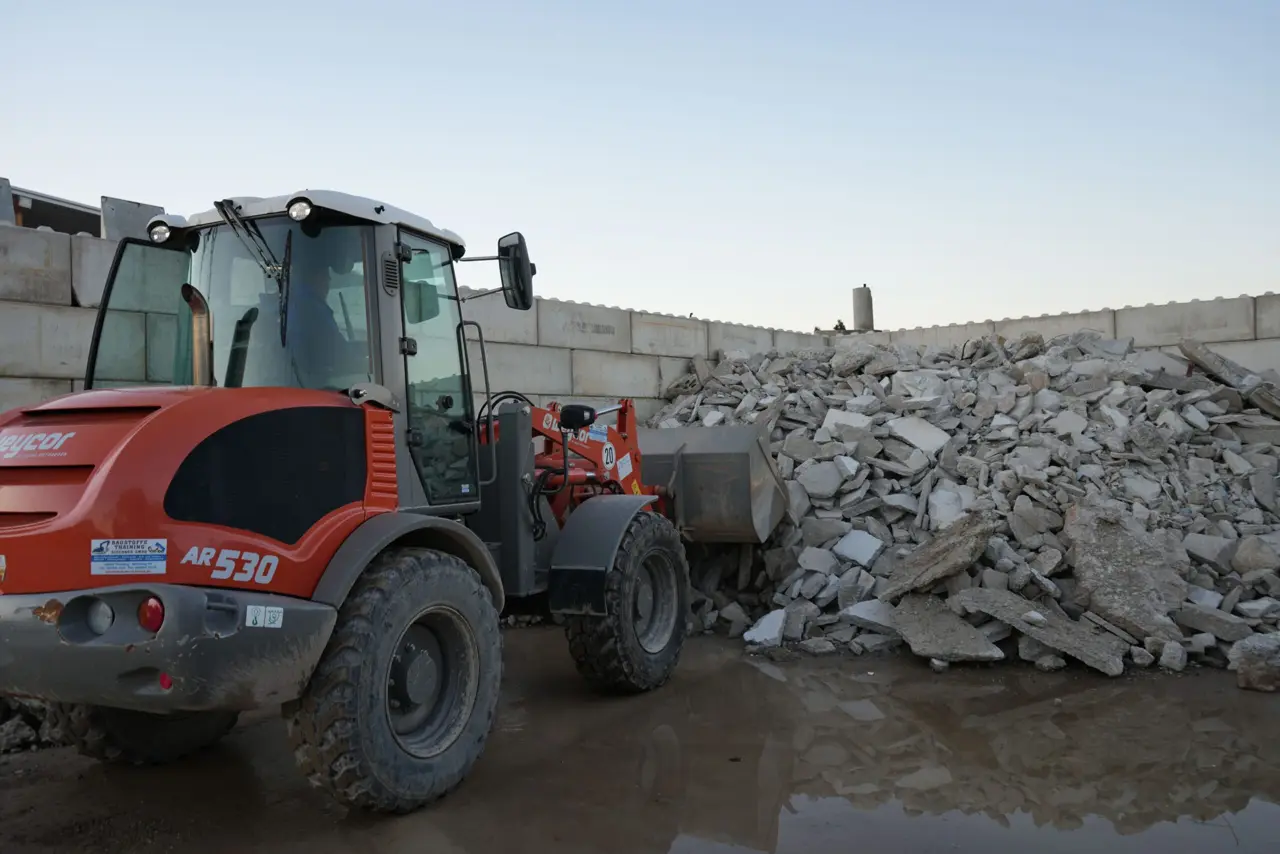 Entsorgung und Recycling von Bauschutt bei Thaining